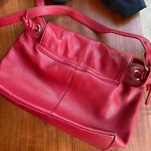 Liz Claiborne Vintage Red Pebbled Leather Crossbody Bag Purse Restored Reconditi - Picture 11 of 11